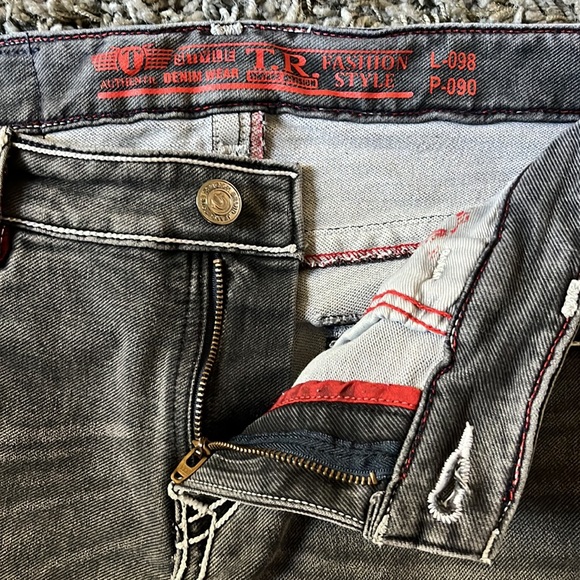 True Religion Skinny Jeans - Picture 6 of 7
